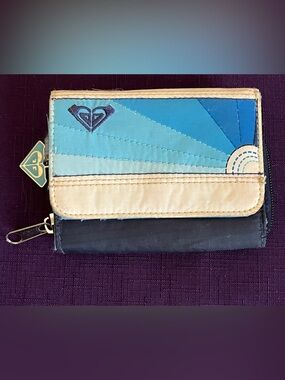 Roxy Blue Ombre Quilted Wallet with Cream Trim and Black Base